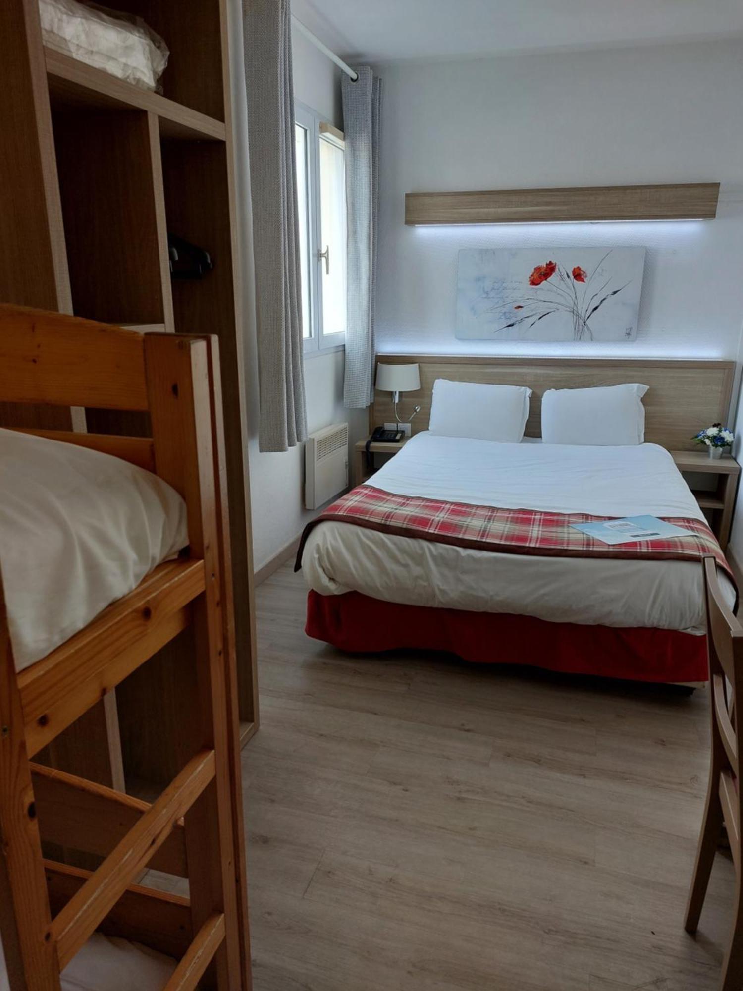 Contact Hotel Utah Beach Carentan - Anciennement Kyriad Ngoại thất bức ảnh
