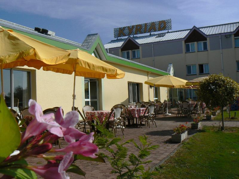 Contact Hotel Utah Beach Carentan - Anciennement Kyriad Ngoại thất bức ảnh